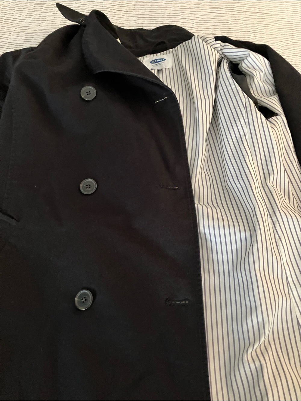 Old Navy Black Jacket with Striped Lining - Picture 4 of 6